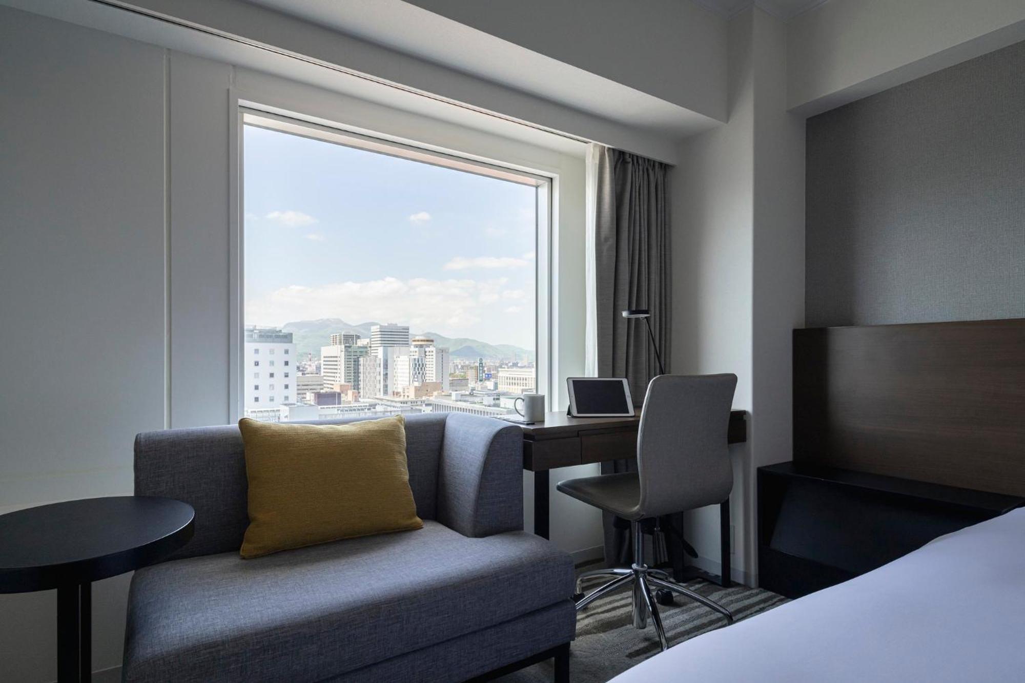 Ana Crowne Plaza Sapporo By Ihg Hotel Екстериор снимка